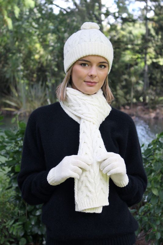 Lothlorian Merino Cable Hat with Pom Pom
