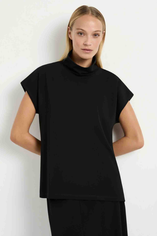 Mela Purdie Funnel Shell | Powder Knit