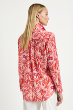 Load image into Gallery viewer, Mela Purdie Soft Shirt in Tangello Print Silk
