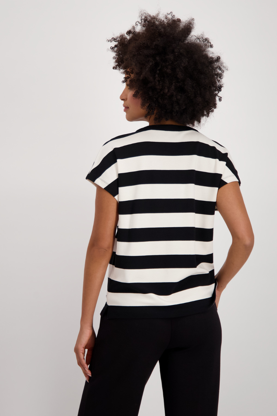 Monari Sweatshirt with Stripes in Black/Beige