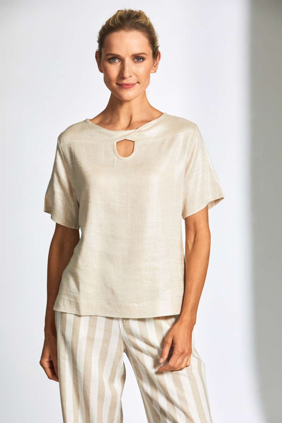 Peruzzi Glazed Linen Top in Sand