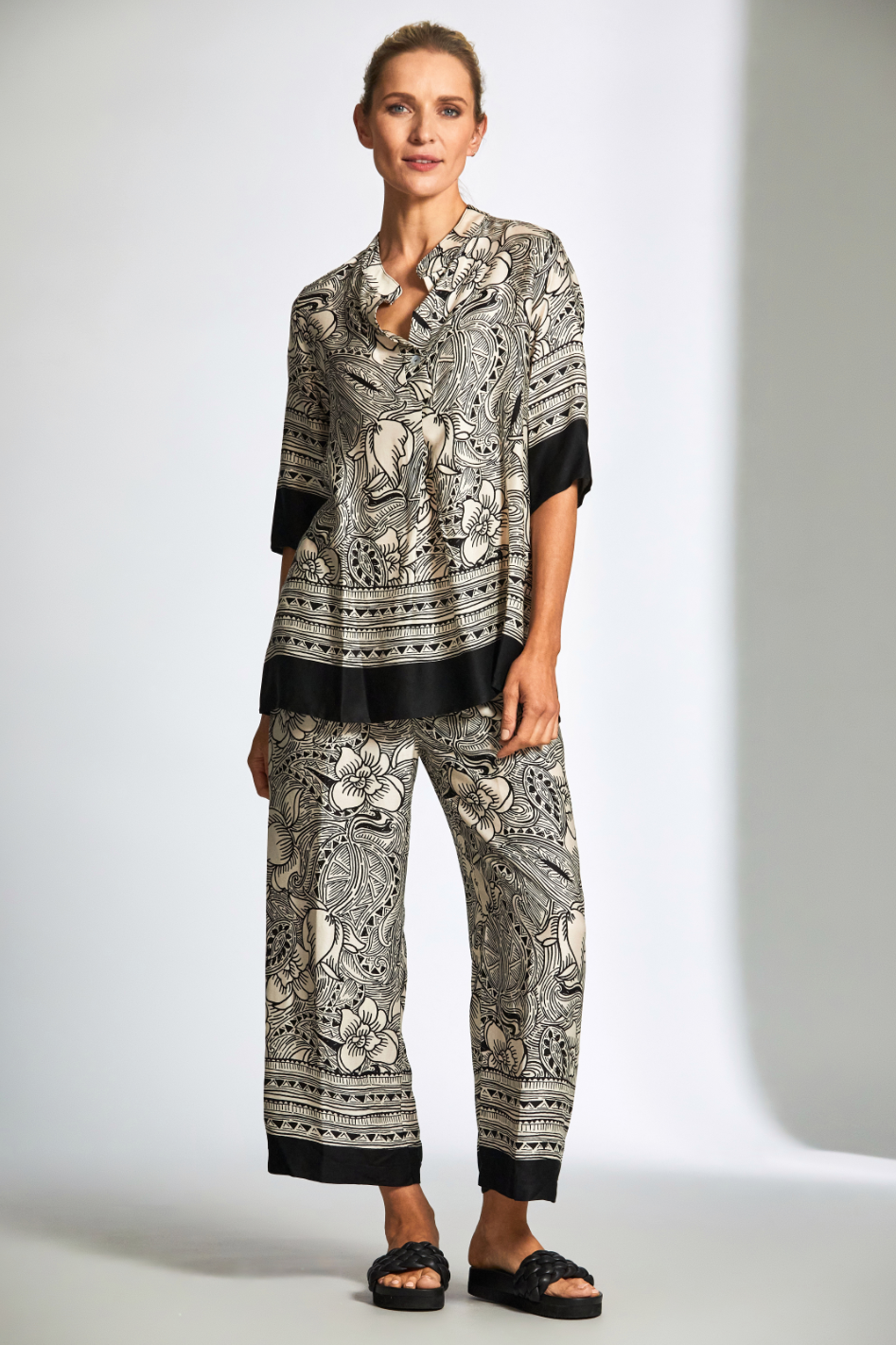 Peruzzi Woodblock Print Top | Black/Ecru | 25124