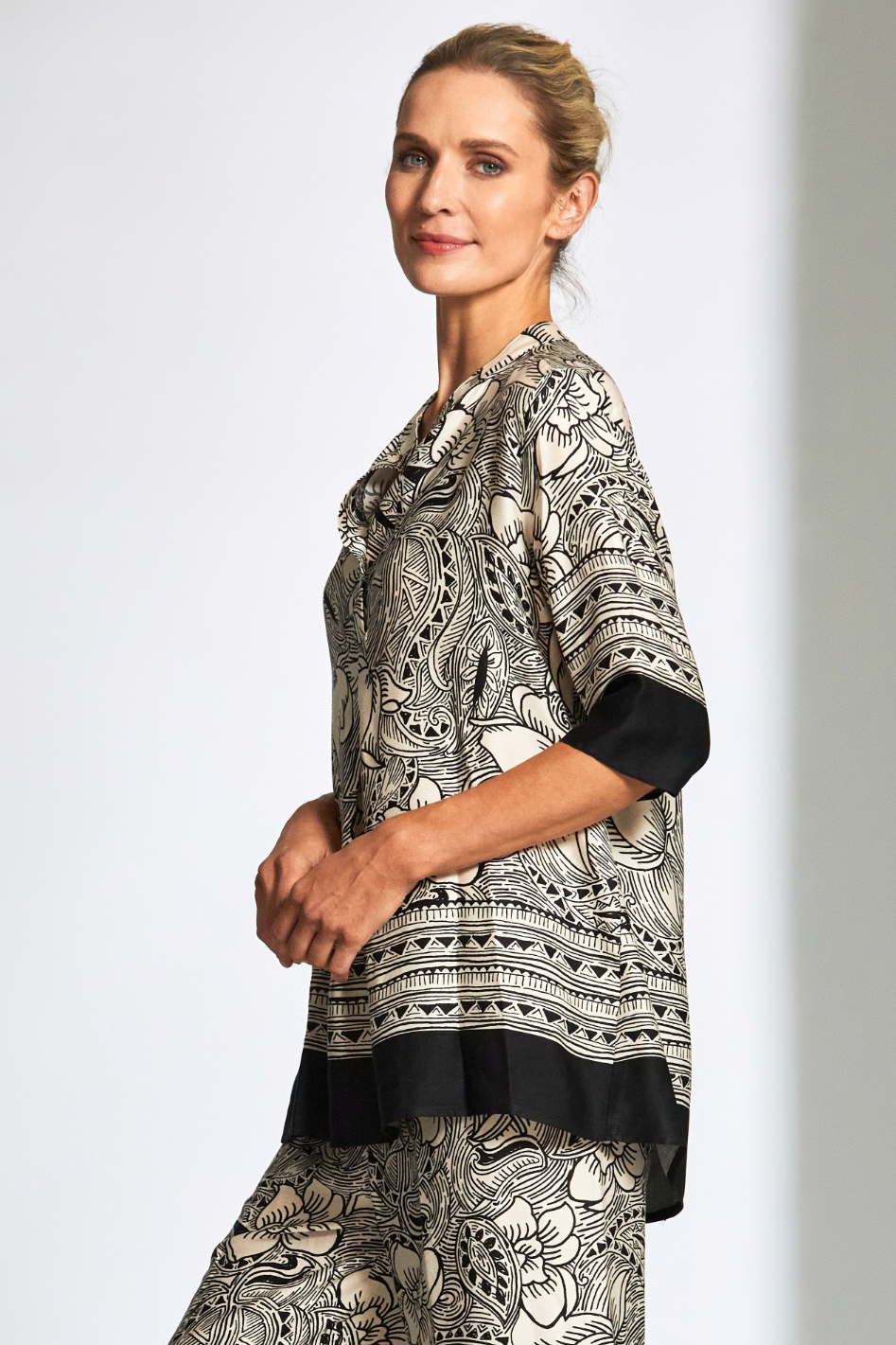 Peruzzi Woodblock Print Top | Black/Ecru | 25124