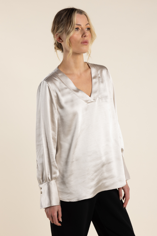 Two T's Satin V Neck Top in Natural