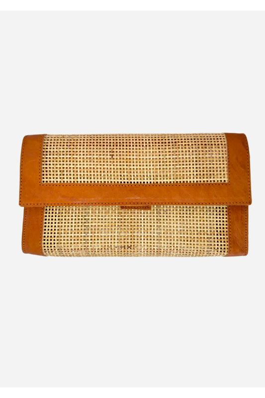 Voyage The Label Seoul Clutch | Tan