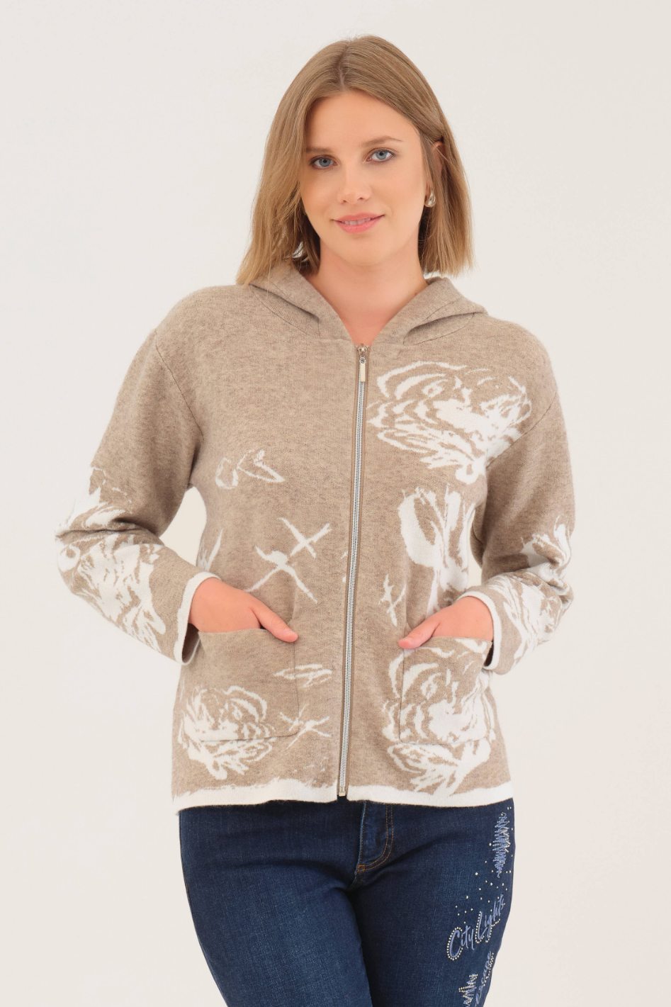 Dolcezza Floral Zip Up Jacket in Oatmeal