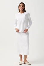 Load image into Gallery viewer, Goondiwindi Cotton Basic GC Long Sleeve Tee
