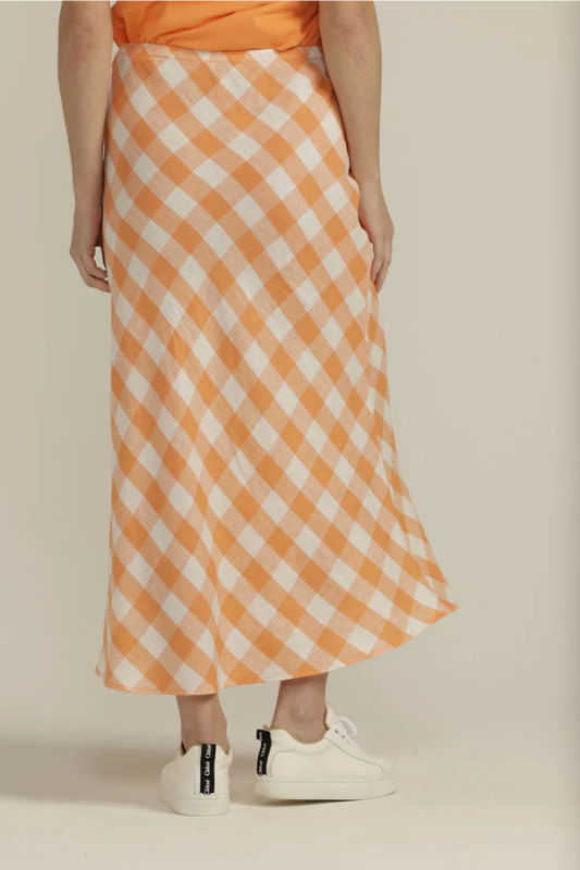 Goondiwindi Cotton Linen Gingham Bias Cut Skirt in Apricot/White