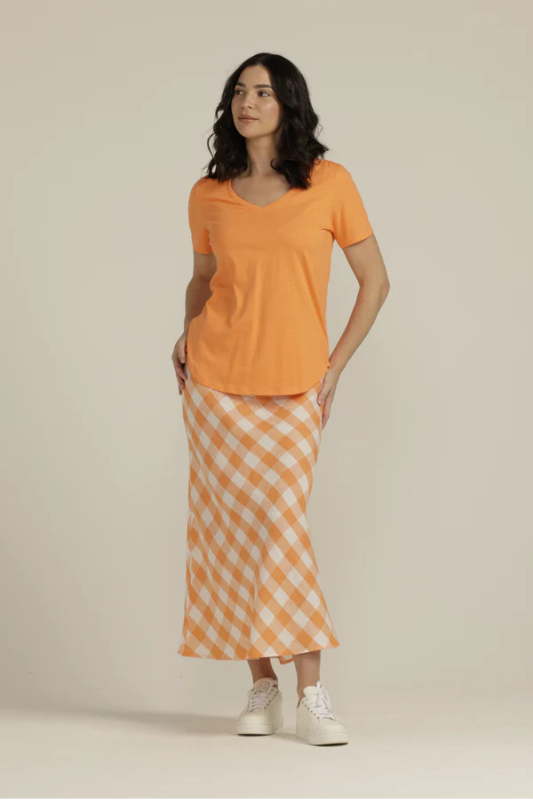 Goondiwindi Cotton Linen Gingham Bias Cut Skirt in Apricot/White