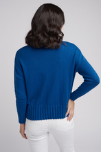 Load image into Gallery viewer, Goondiwindi Cotton Rib Hem Jumper in Paradisico Blue
