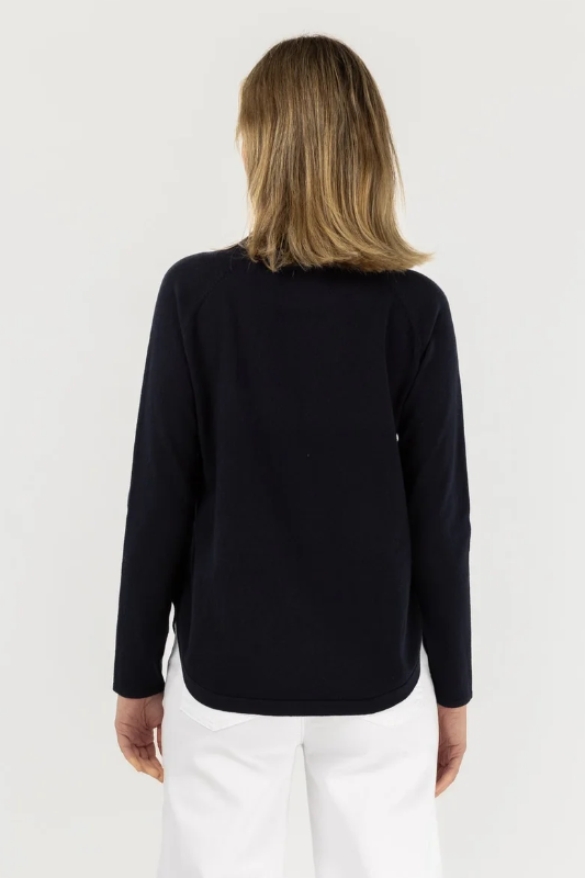 Goondiwindi Cotton Raglan Crew Neck Jumper | Neat Navy