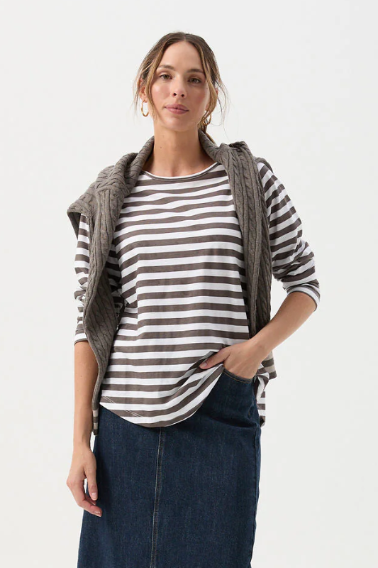 Goondiwindi Cotton Stripe Raglan Tee | White/Hot Fudge