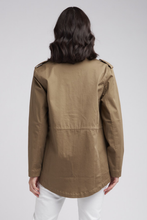 Load image into Gallery viewer, Goondiwindi Cotton Walking Jacket in Brown
