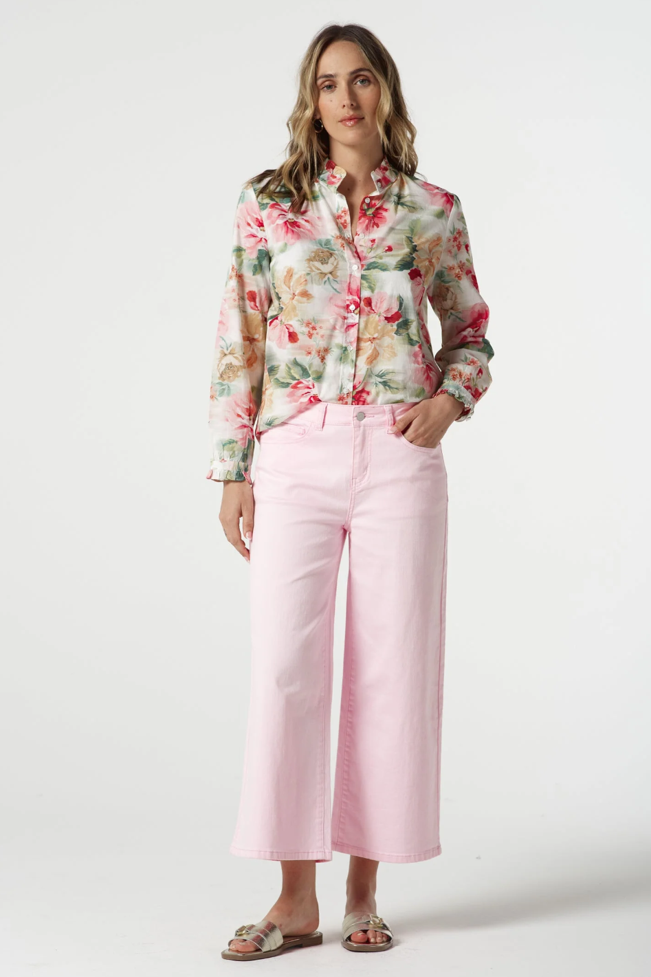 Goondiwindi Cotton 5 Pocket Crop Wide Leg Jean in Pale Pink