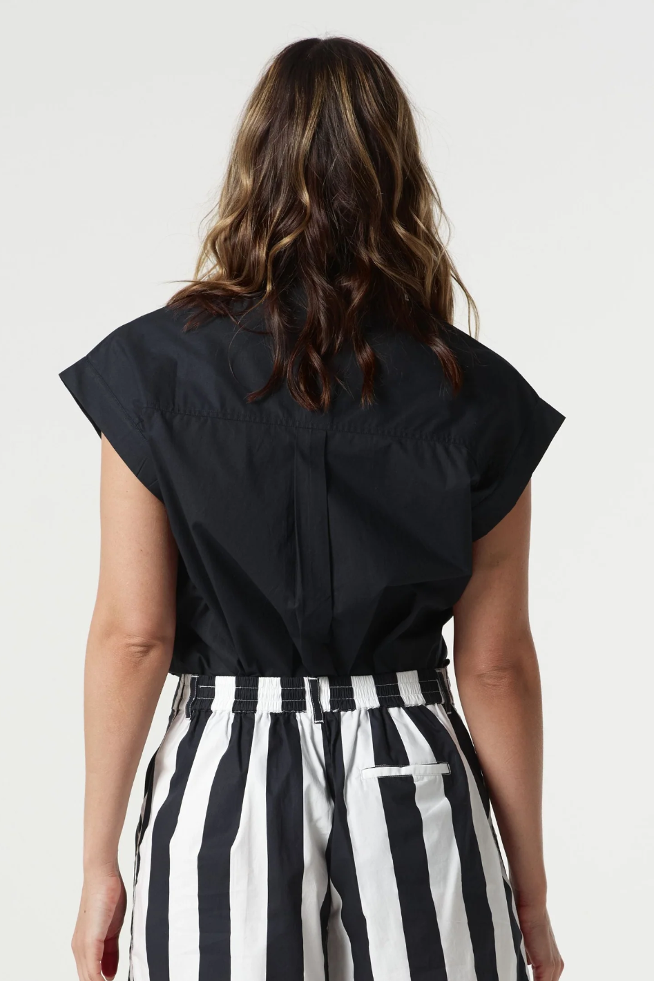 Goondiwindi Cotton Cargo Pocket Shirt in Dark Navy 