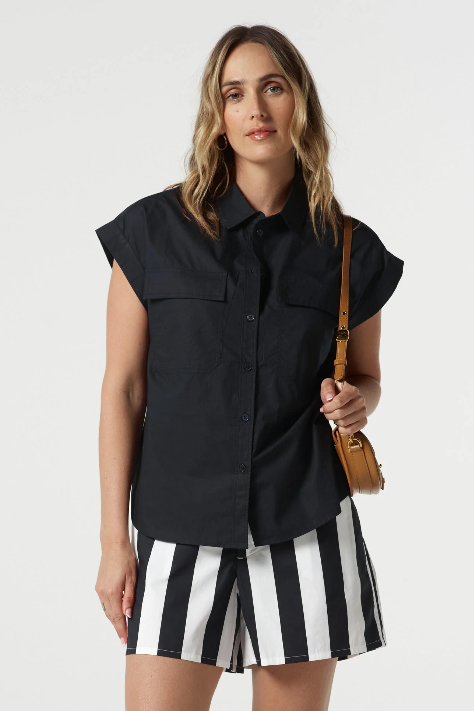 Goondiwindi Cotton Cargo Pocket Shirt in Dark Navy 