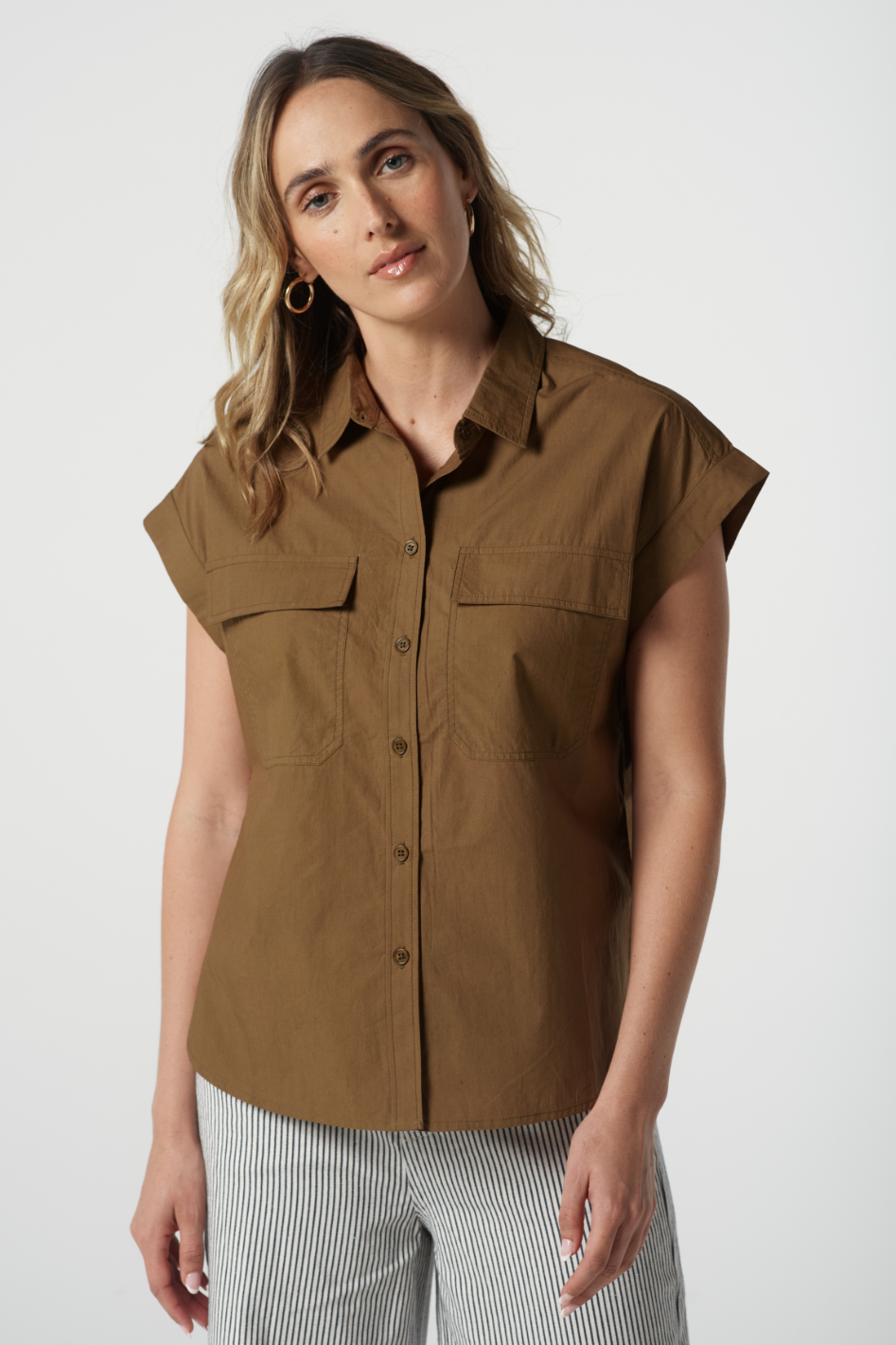 Goondiwindi Cotton Cargo Pocket Shirt in Otter