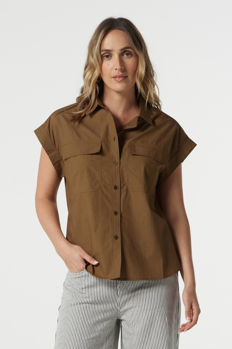 Goondiwindi Cotton Cargo Pocket Shirt in Otter