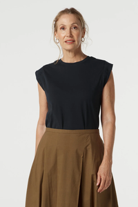 Goondiwindi Cotton Muscle Tee | Black | 3304-S25