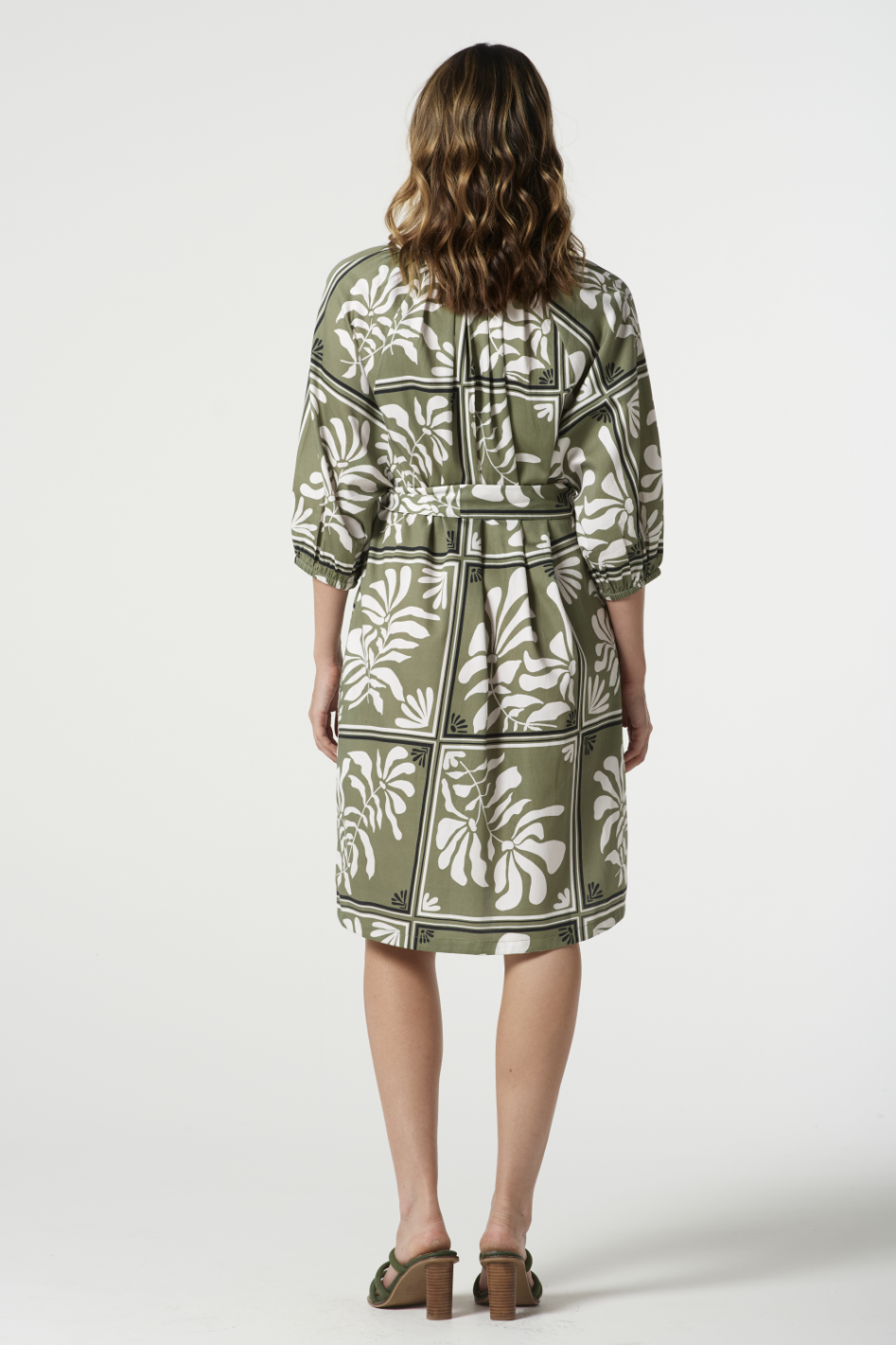 Goondiwindi Cotton Raglan Dress in Sage Green Print 