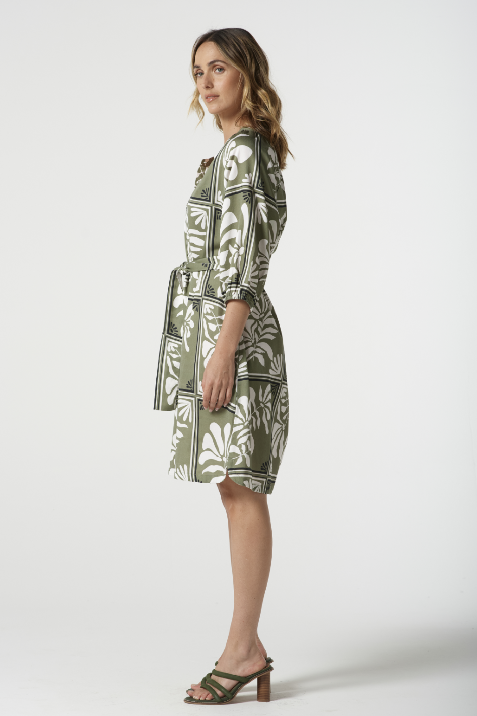 Goondiwindi Cotton Raglan Dress in Sage Green Print 