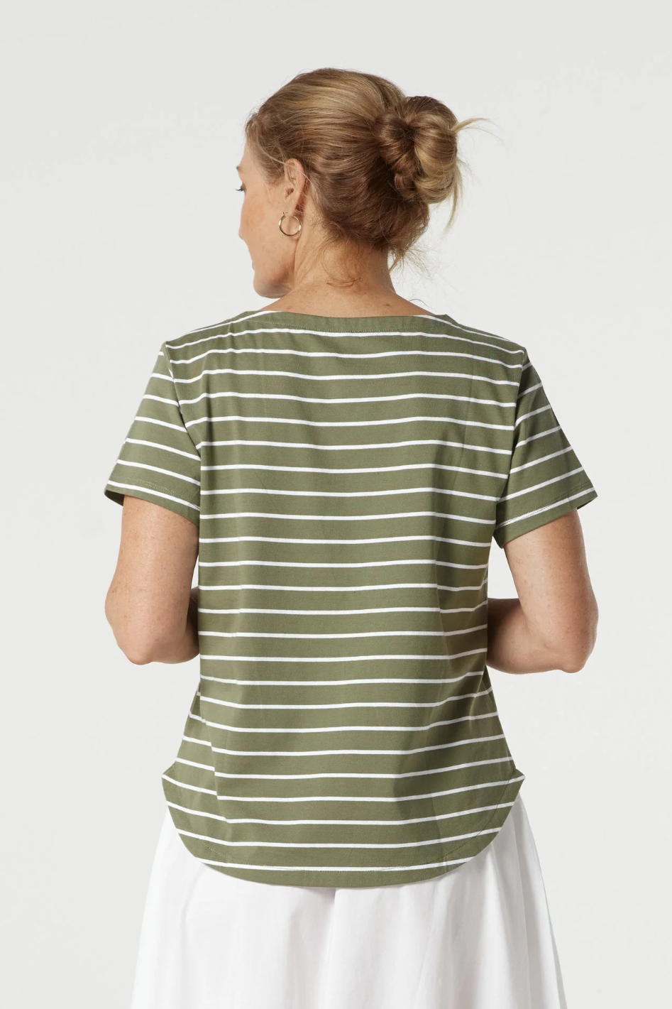 Goondiwindi Cotton Relax Cotton Tee in Sage/White