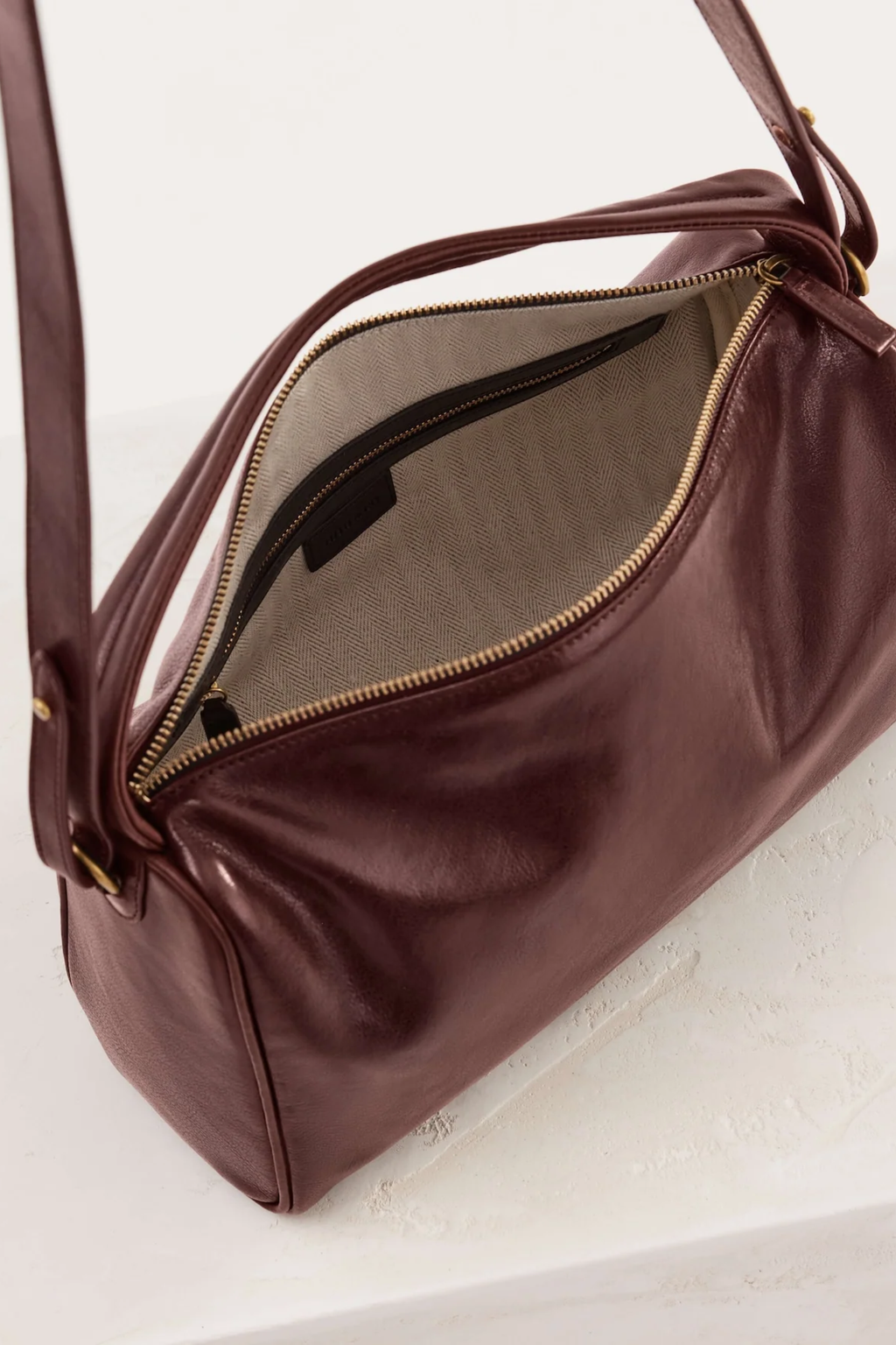 JUJU & CO Bolster Bag in Maple