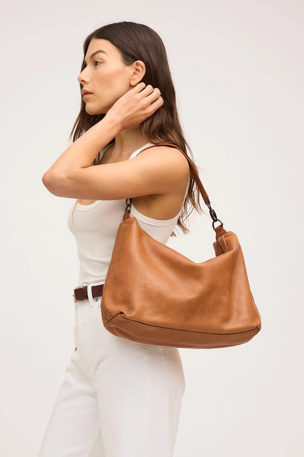 UJU & CO Signature Slouchy Bag in Tan