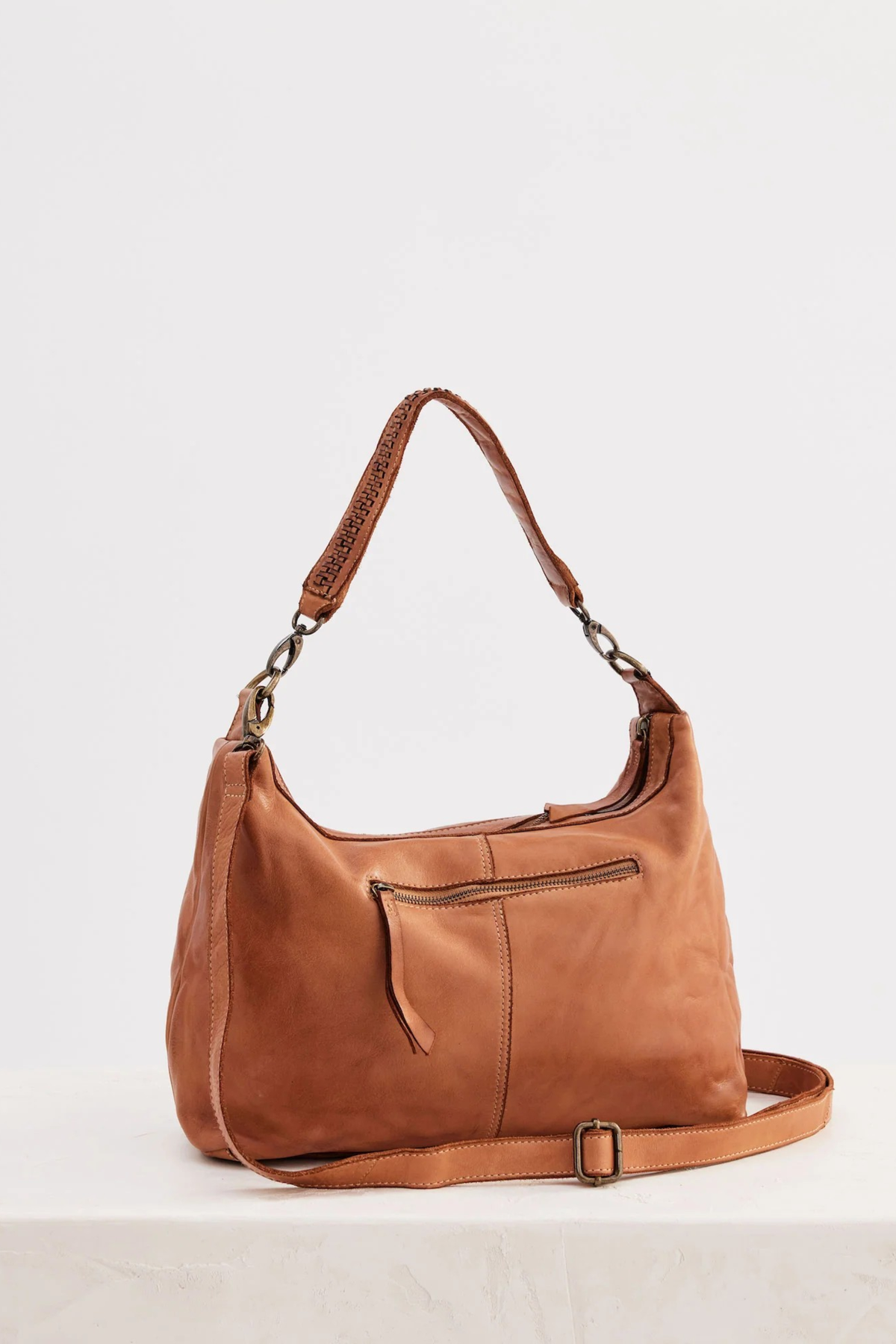 UJU & CO Signature Slouchy Bag in Tan