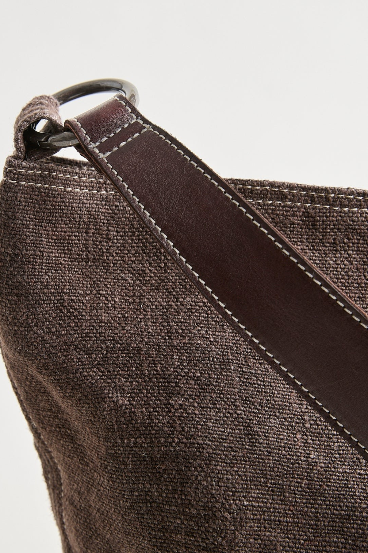 JUJU & CO Sunday Jute Slouchy in Chocolate