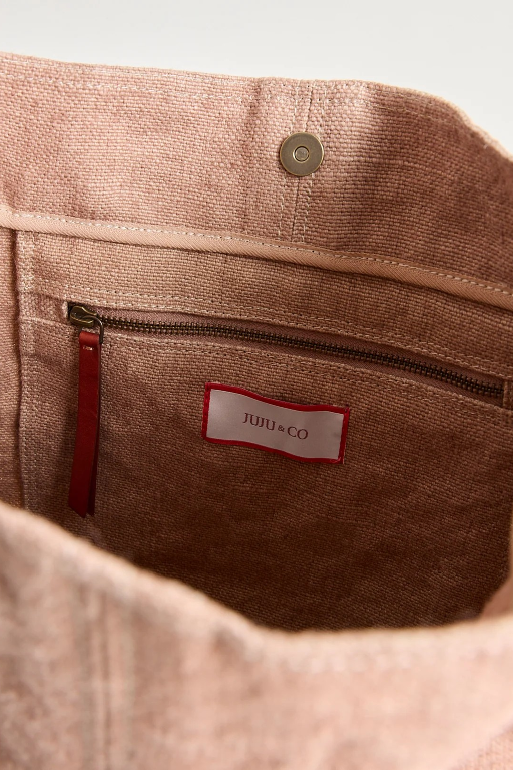 JUJU & CO Sunday Jute Slouchy in Rosewood