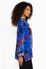 Load image into Gallery viewer, Johnny Was Slim Audrey Blouse | Dreamer Blue Burnout

