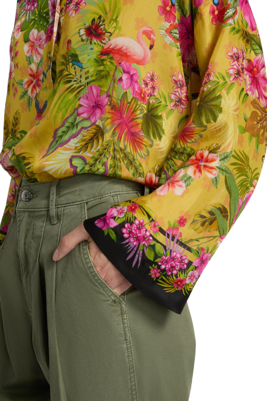 Johnny Was Koa Blouse in Amorina Print