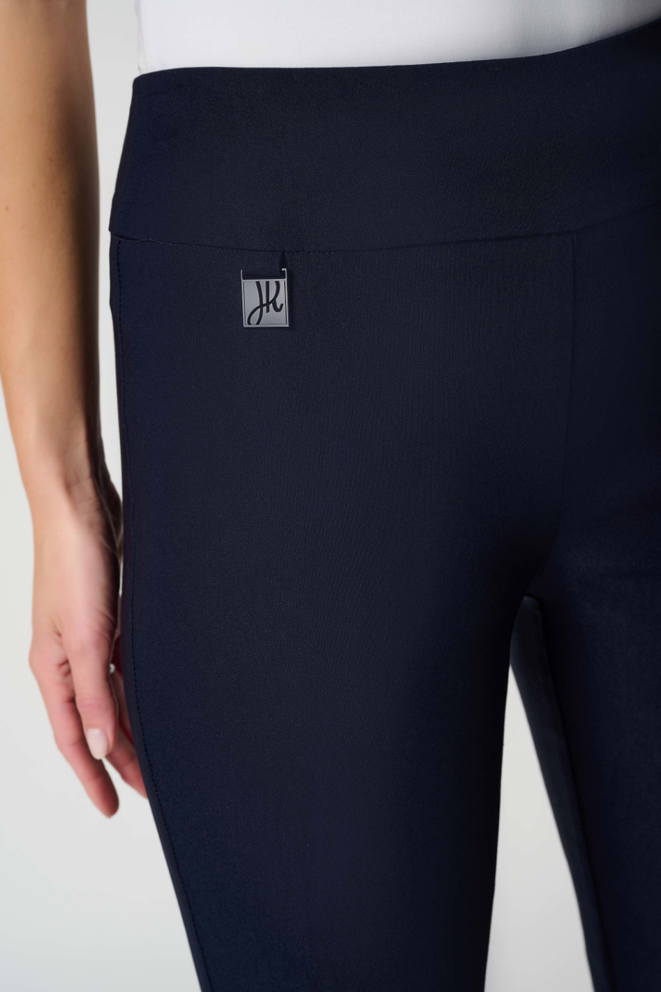 Joseph Ribkoff Classic Slim Pant in Midnight Blue