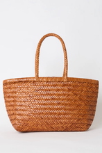 Load image into Gallery viewer, Ju Ju &amp; Co Dune Basket in Amber
