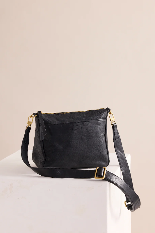 Ju Ju & Co Frida Crossbody | Black