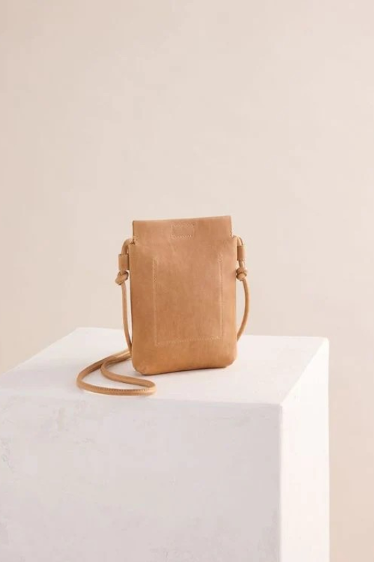 Ju Ju & Co Marina Pouch | Tan