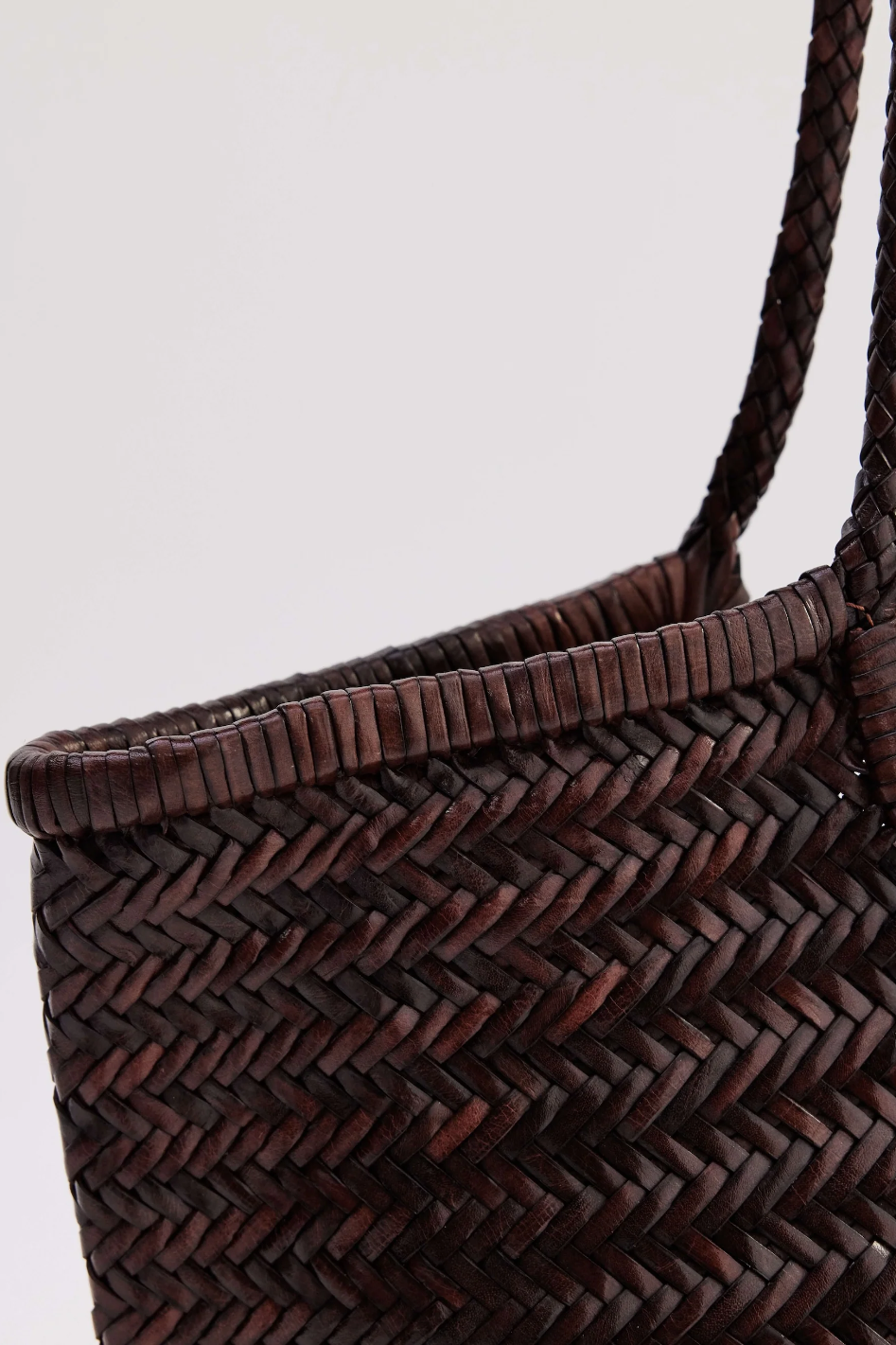 Ju Ju & Co Cove Bag in Mahogany