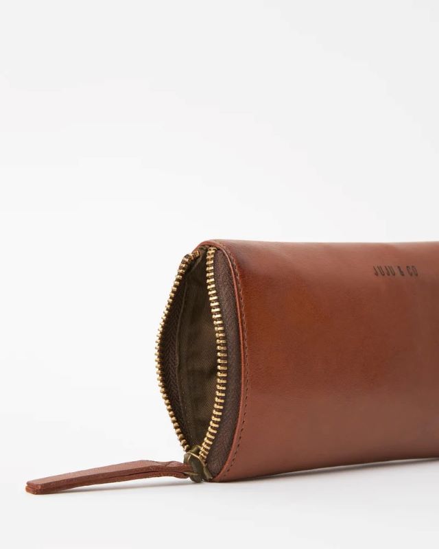 Ju Ju & Co Glasses Pouch | Cognac