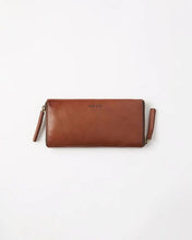 Load image into Gallery viewer, Ju Ju &amp; Co Glasses Pouch in Cognac
