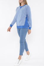 Load image into Gallery viewer, Jump Stripe Pullover
