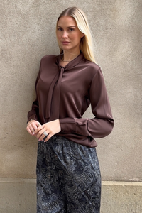 Karmamia Copenhagen Audrey Blouse | Semi Rich Brown | 2235