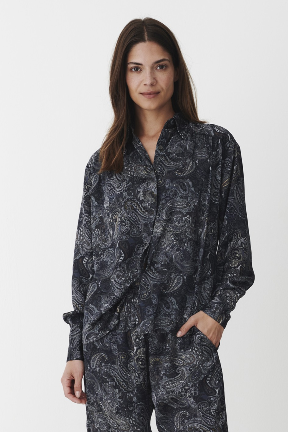 Karmamia Copenhagen Augusta Shirt in Gaia Paisley