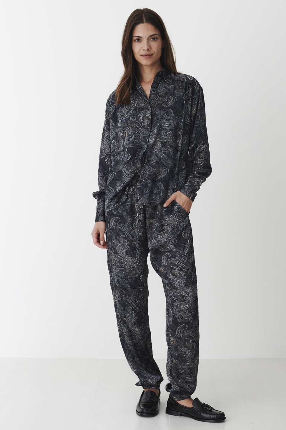 Karmamia Copenhagen Cora Pants and Augusta Shirt in Gaia Paisley