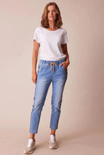 Load image into Gallery viewer, Lania The Label Distressed Boyfriend Jean
