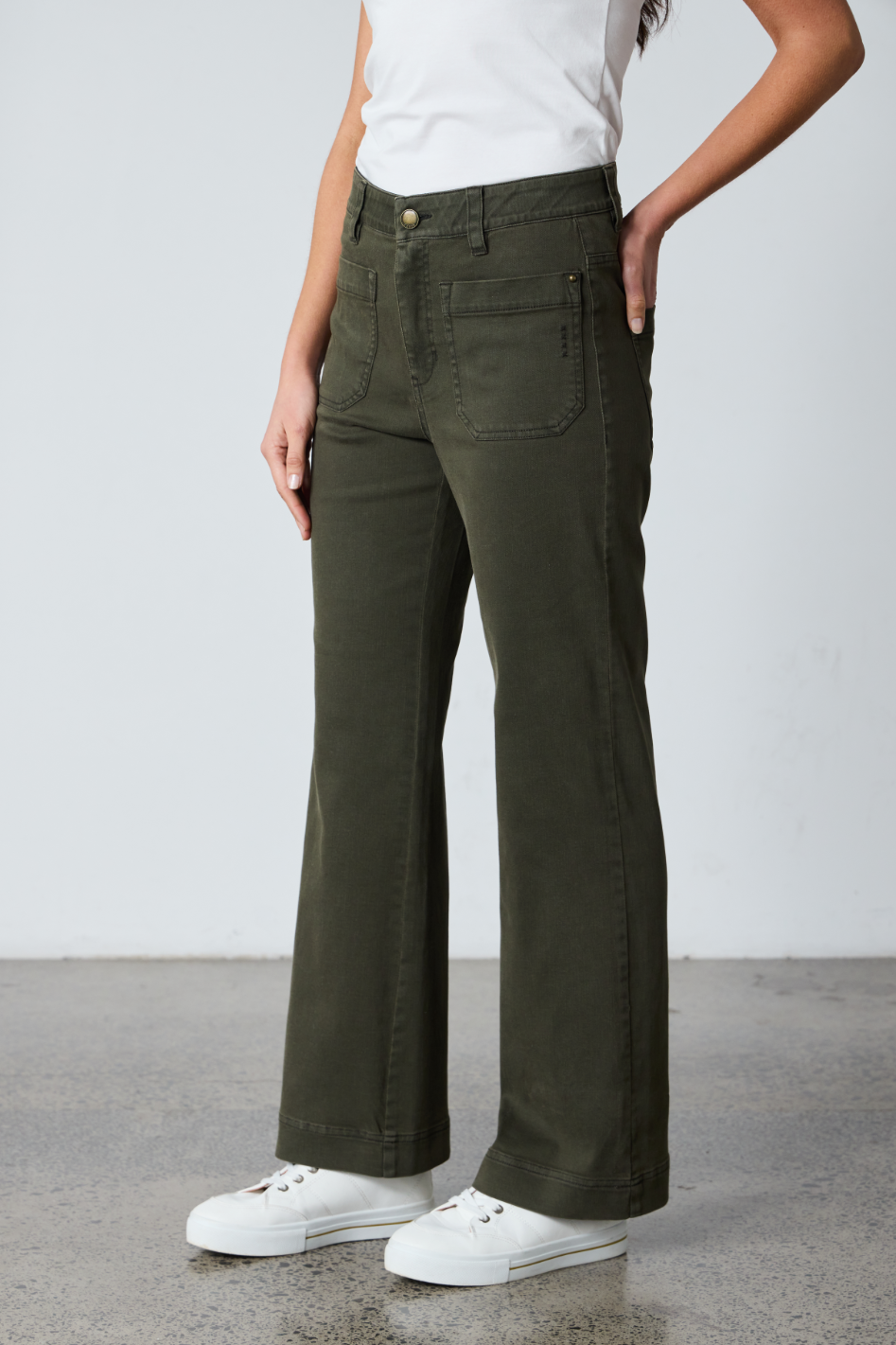 Lania the Label Chrome Jean in Army