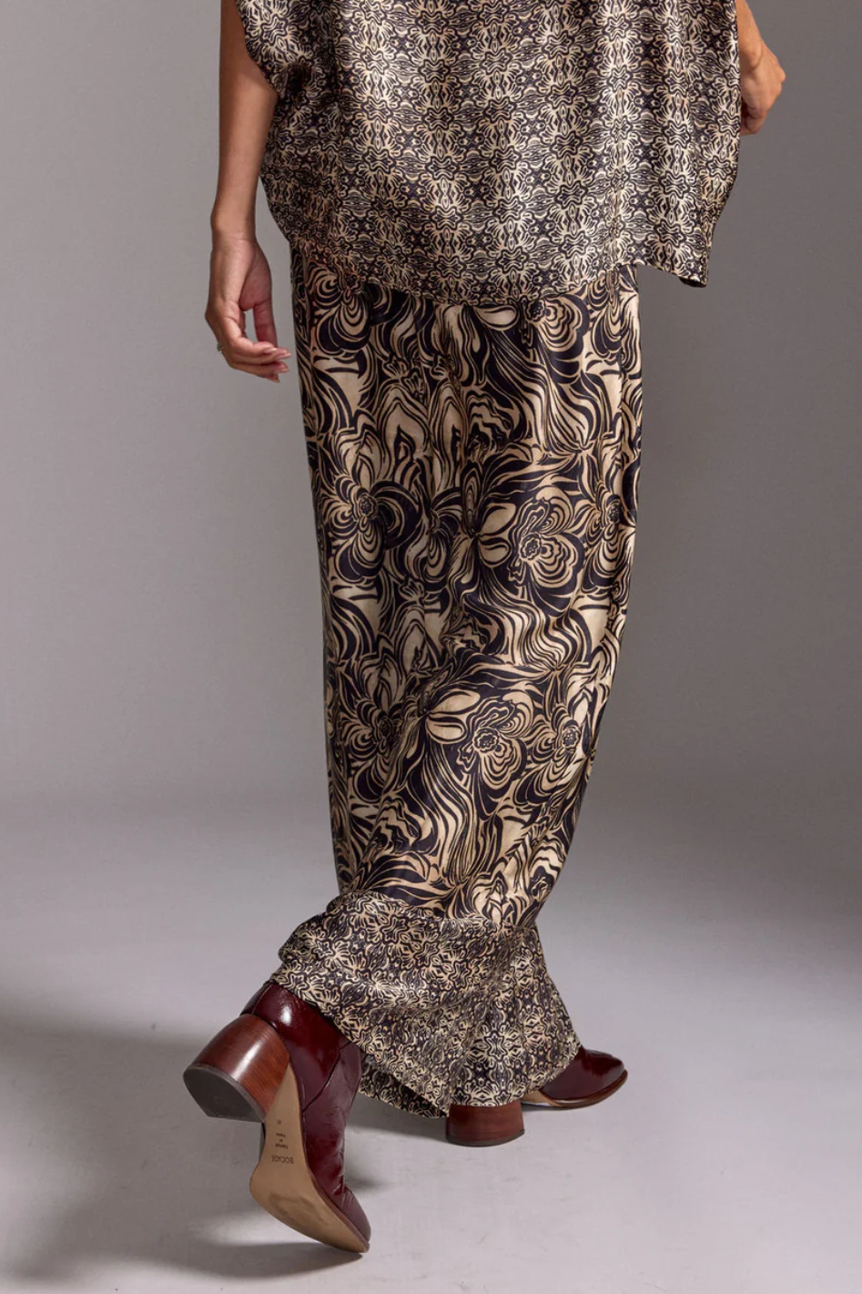 Lauren Vidal Charly Fluid Printed Pants