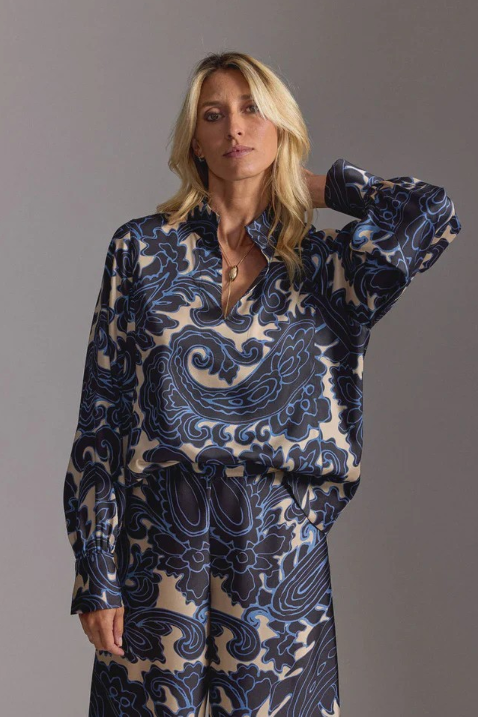 Lauren Vidal Stefi Blouse in Blue