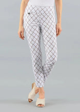 Load image into Gallery viewer, Lisette Slim Ankle Pant in Belvedere Print
