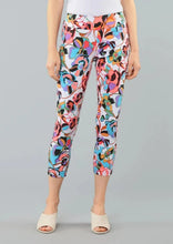 Load image into Gallery viewer, Lisette Thinny Crop Pant in Monticello Print
